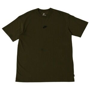 Nike Premium Essentials Tee (rough green/black)